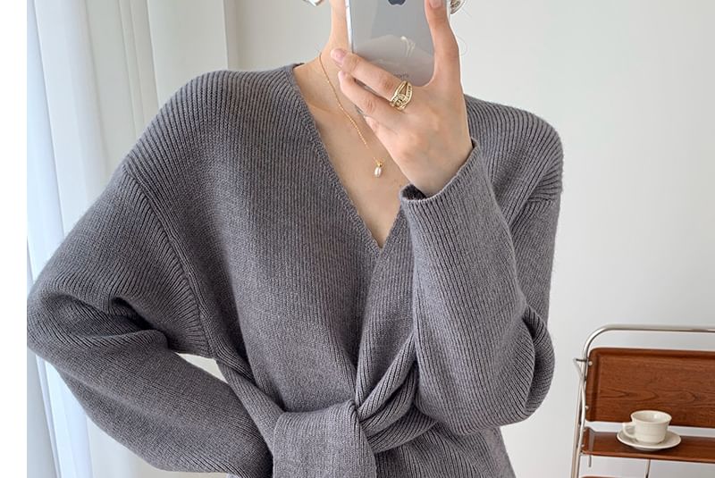 Long-Sleeve V-Neck Plain Ribbed Knotted Sweater