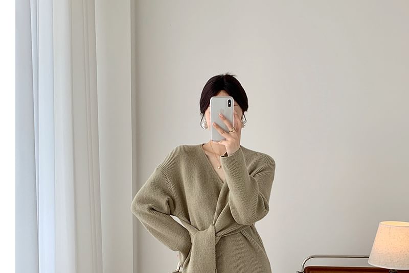 Long-Sleeve V-Neck Plain Ribbed Knotted Sweater