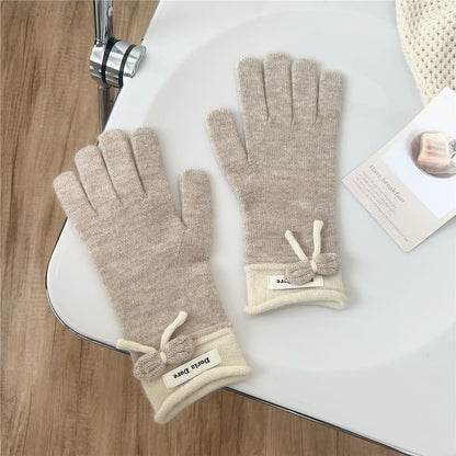 Lettering Applique Bow Knit Gloves