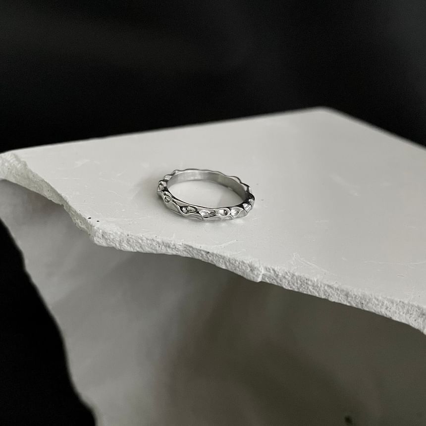 Irregular Ring