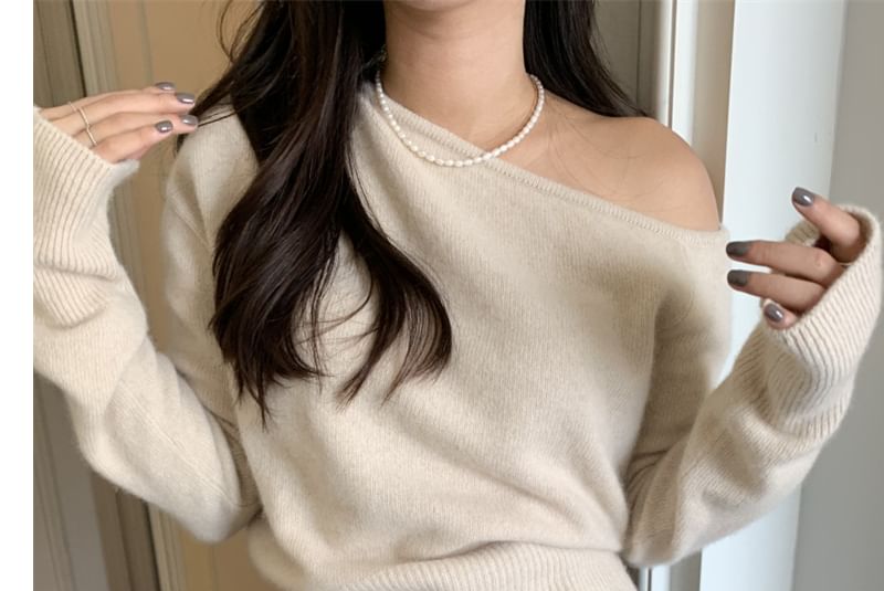 One-Shoulder Plain Sweater