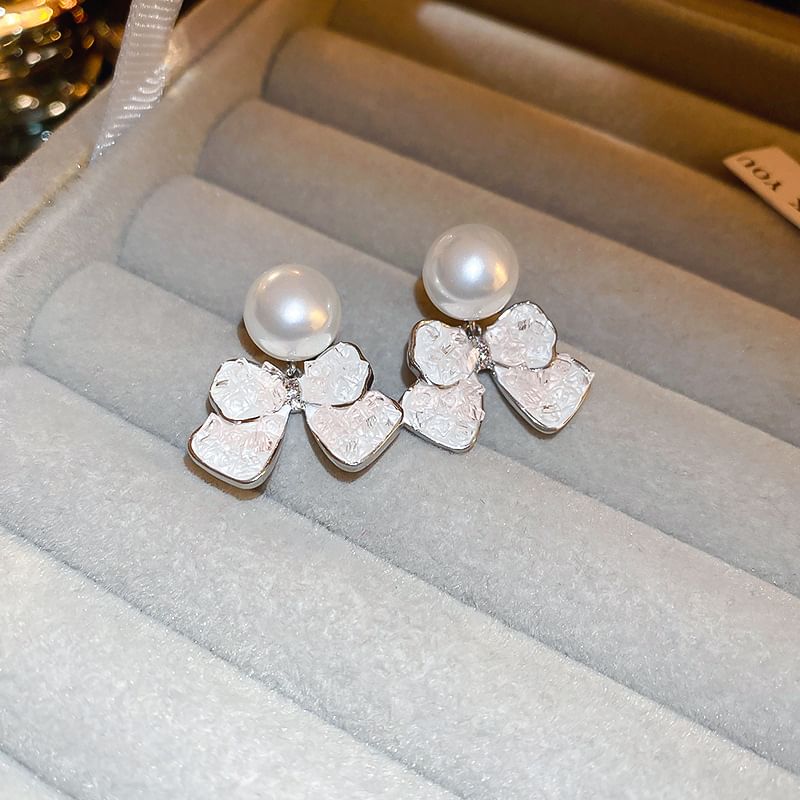 / Floral Alloy Pearl Designs) Faux Earring (Various Bow
