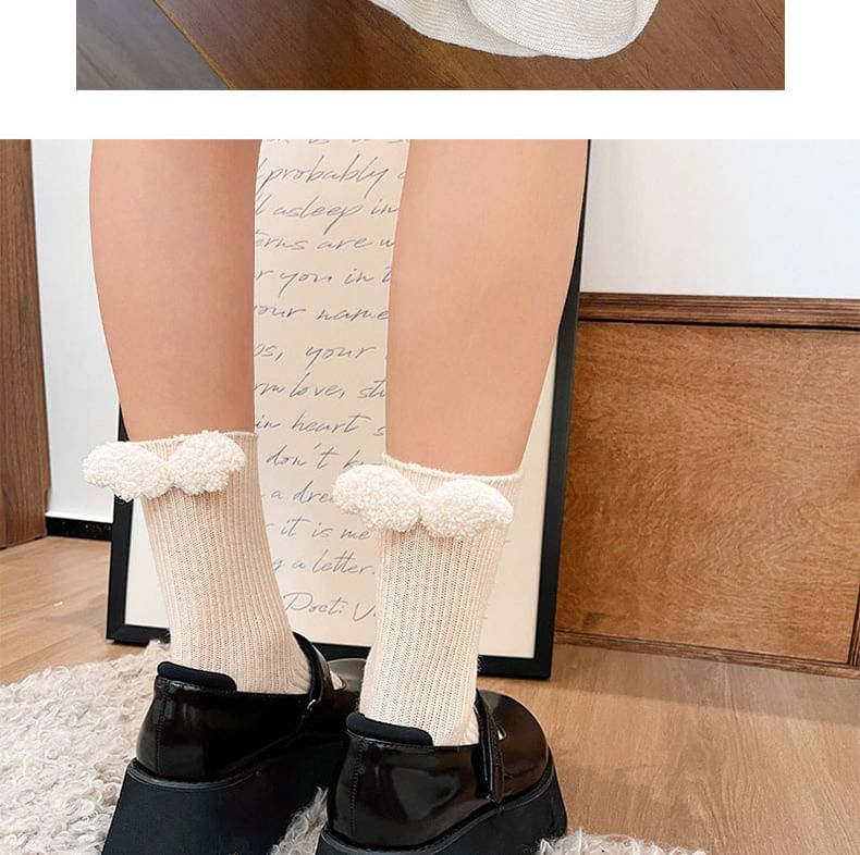 Wing Accent Socks