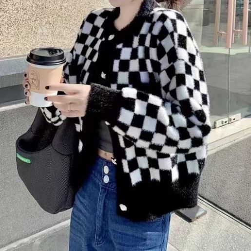 Crew Cardigan Neck Checkerboard