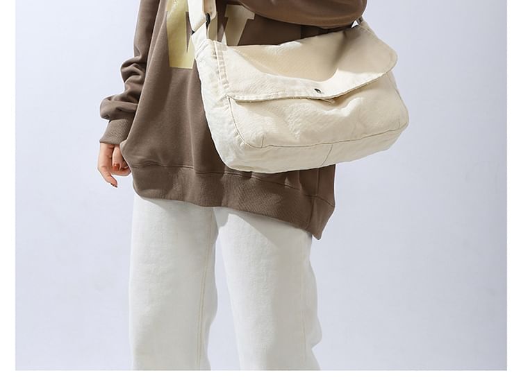 Plain Messenger Bag