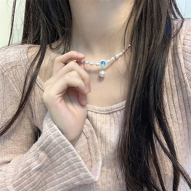 Faux Rhinestone Pendant Choker Alloy Pearl