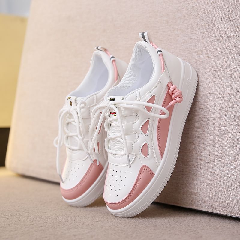 Applique Contrast Trim Lace-Up Platform Sneakers