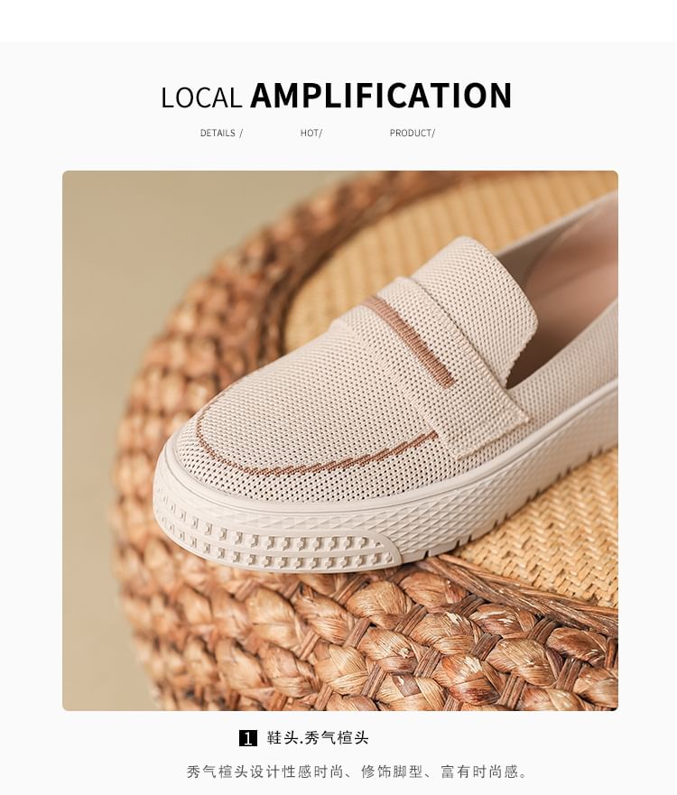 Trim Platform Contrast Slip-Ons