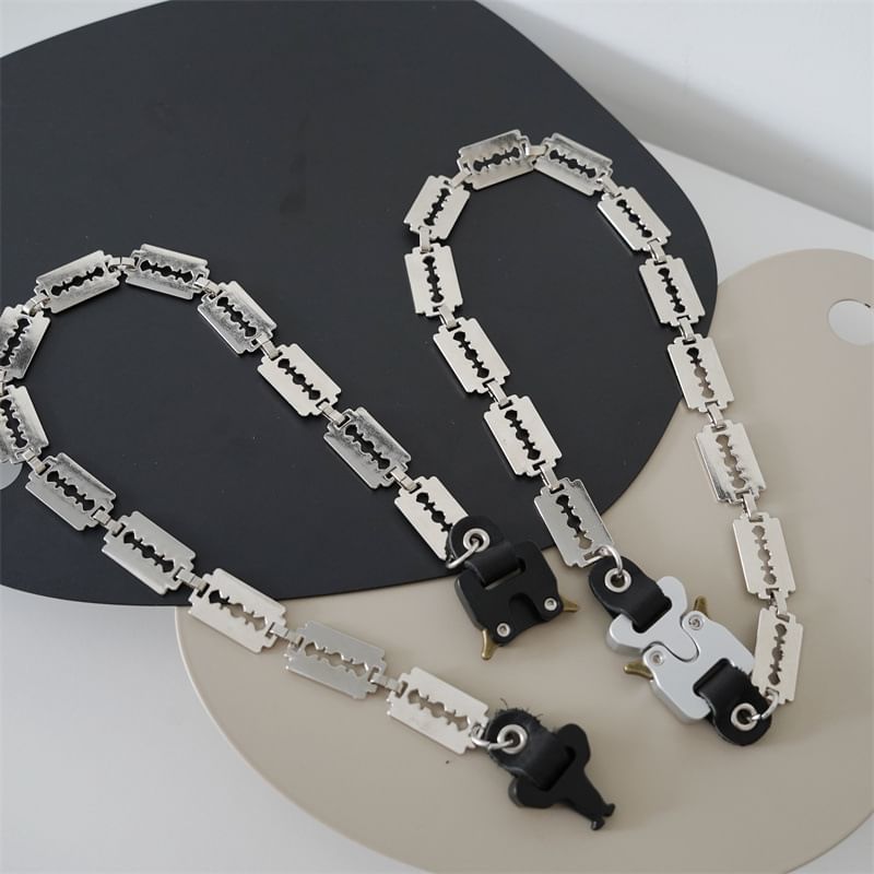 Razor Buckled Alloy Necklace