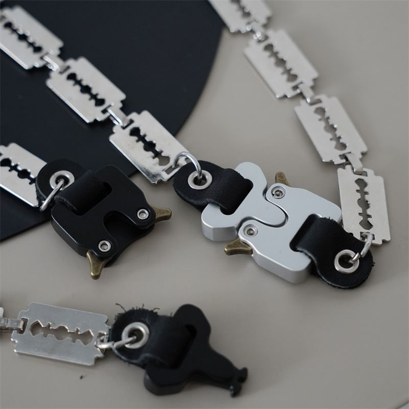 Razor Buckled Alloy Necklace