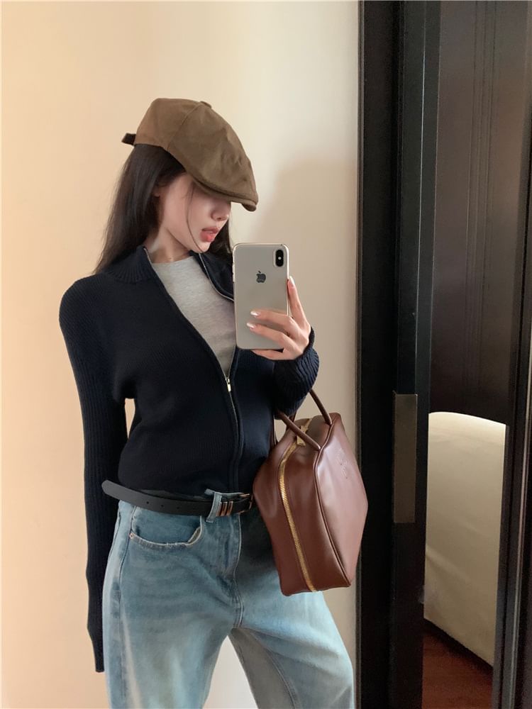 Slim-Fit Zip Sweater Plain