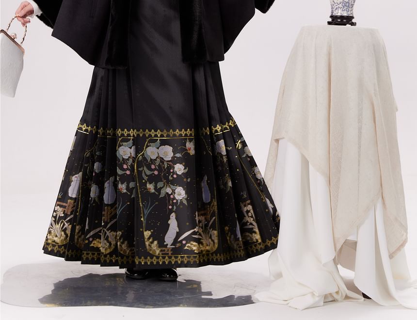 Traditional Chinese Embroidered Open Front Cape / High Waist Maxi A-Line Skirt / Long-Sleeve Blouse / Set