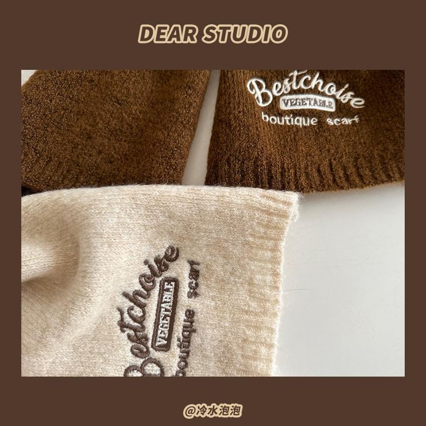 Lettering Embroidered Knit Scarf
