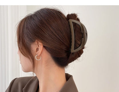 Matte Acrylic Hair Clamp