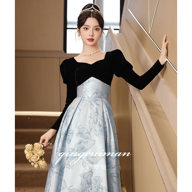 Long-Sleeve V-Neck Two Tone Floral Jacquard A-Line Evening Gown