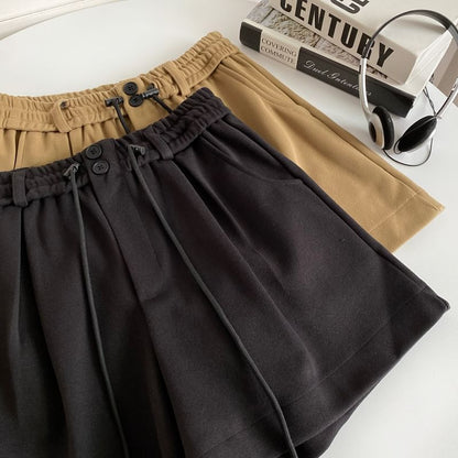 Drawstring Waist Plain Shorts