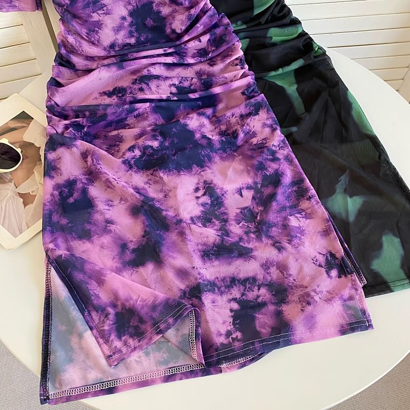 Short-Sleeve Square Neck Tie Dye Ruched Slit Midi Sheath Dress