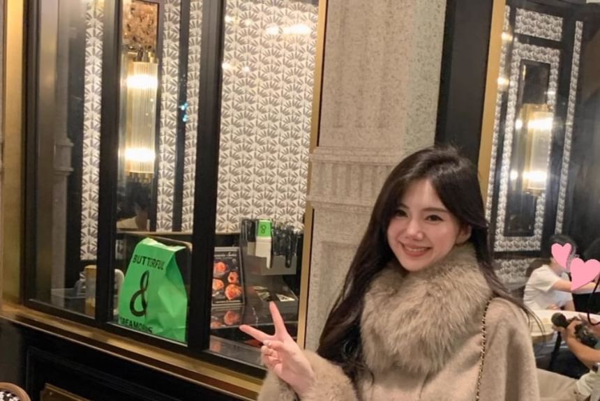 Faux Fur Collar Woolen Coat