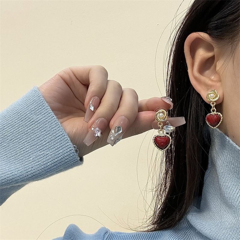 Pearl Faux Drop Earring Heart