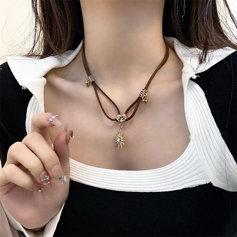 Pendant Necklace Sun Faux Leather Rhinestone