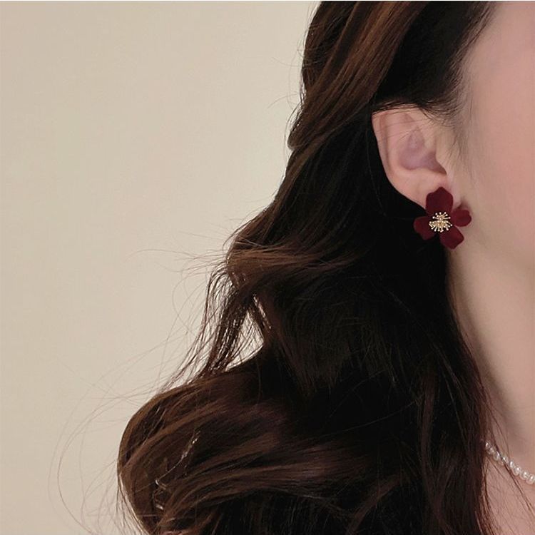Floral Ear Stud