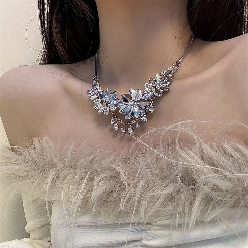 Floral Necklace Fringed Rhinestone