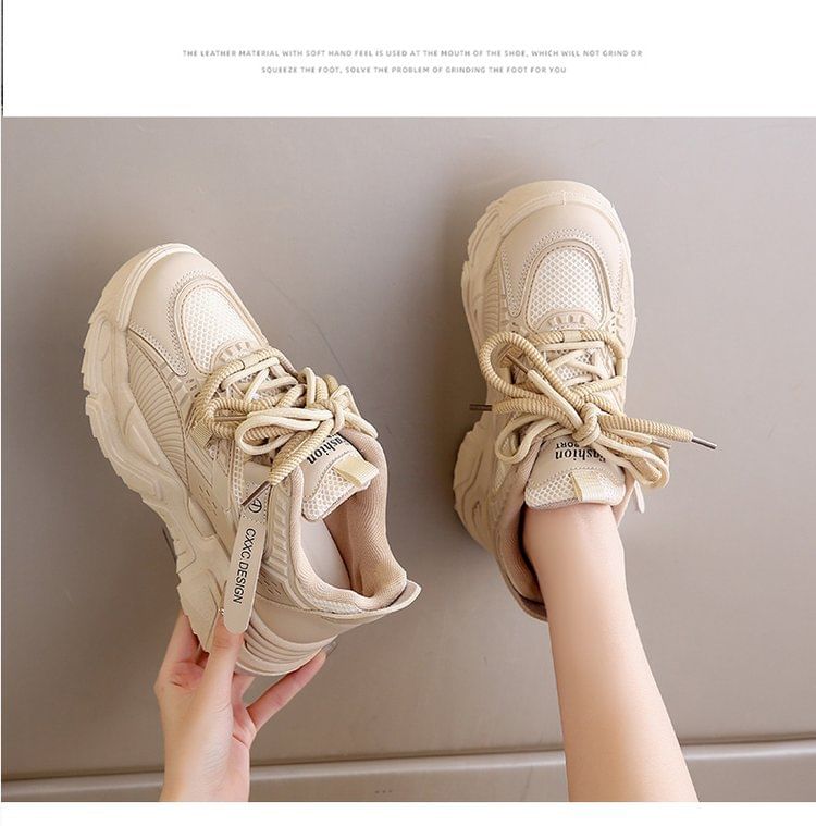 Lettering Lable Platform Sneakers