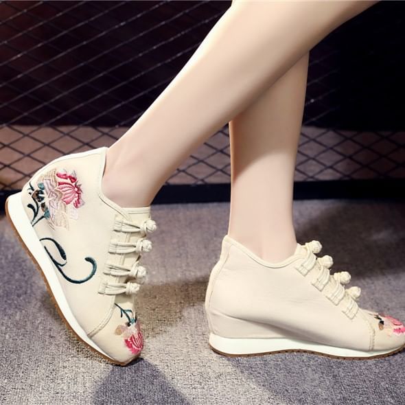 Flower Embroidered Hidden Wedge Sneakers