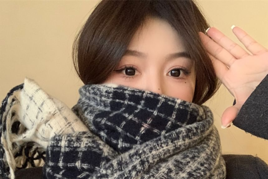 Plaid Scarf Fringe