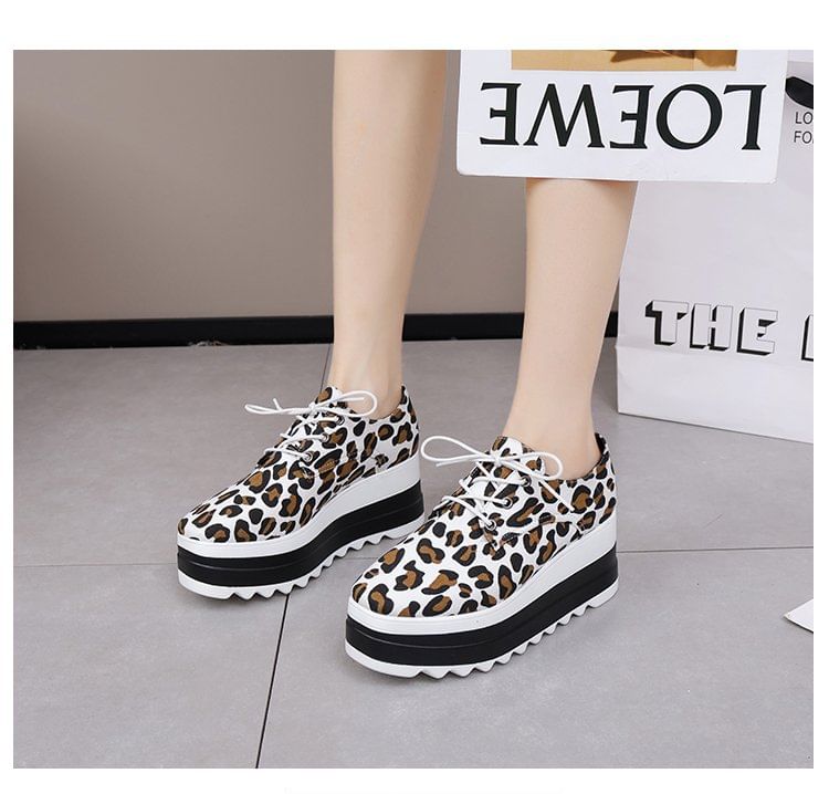 Lace-Up Print Platform Shoes Leopard