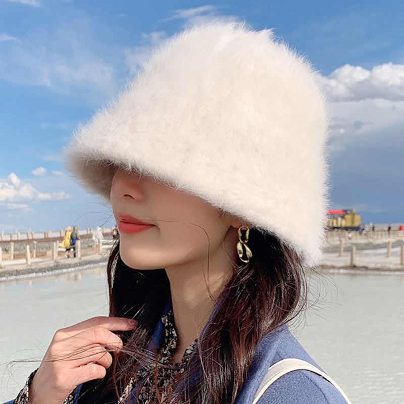 Fluffy Bucket Hat Plain
