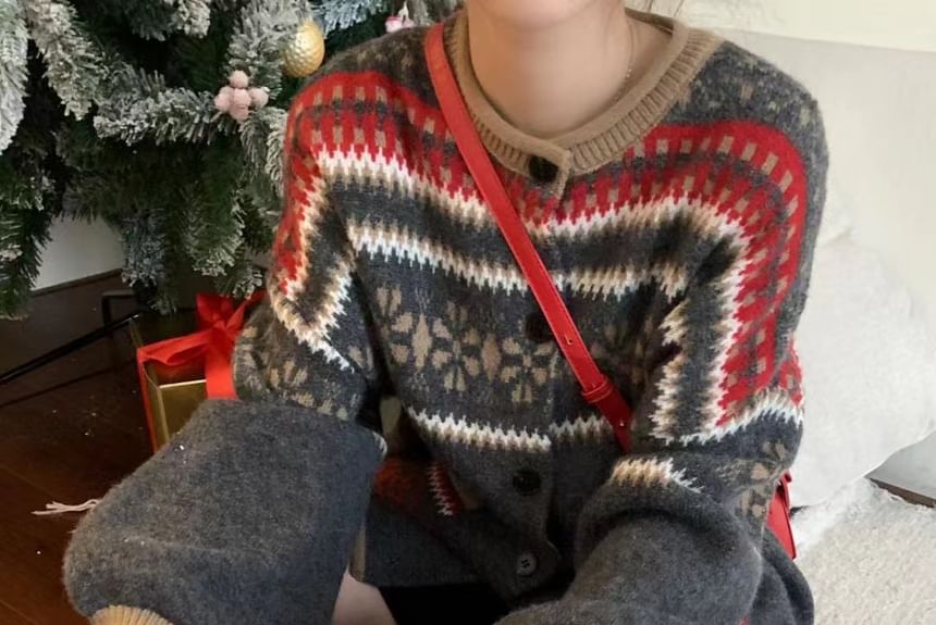 Crewneck Button-Up Cardigan Pattern