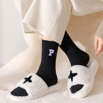 Letter Embroidered Ribbed Socks