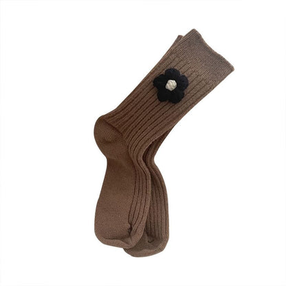 Flower Accent Ribbed Socks