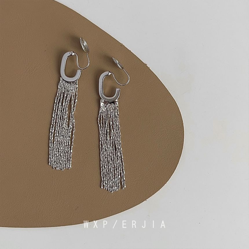 Ear Fringed Alloy Cuff