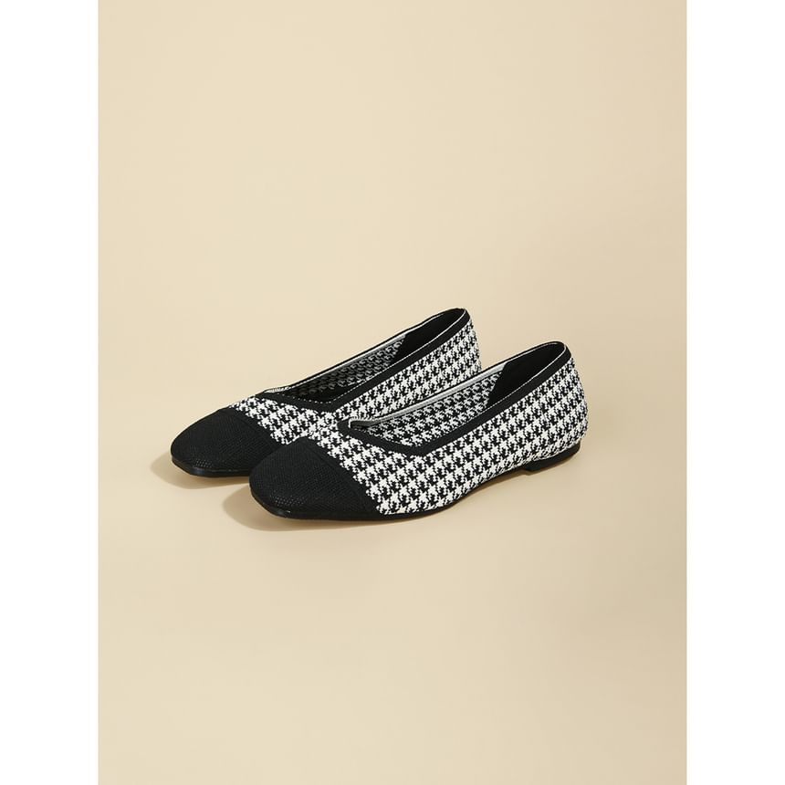 Woven Toe Flats Square