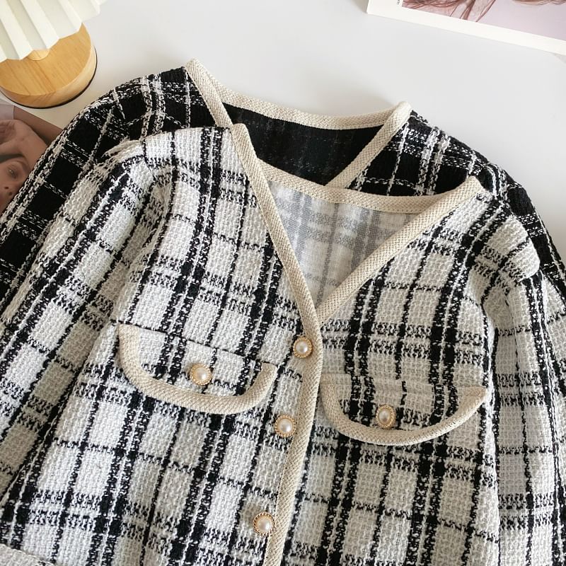 V-Neck Patterned Tweed Faux Pearl Buttoned Crop Jacket