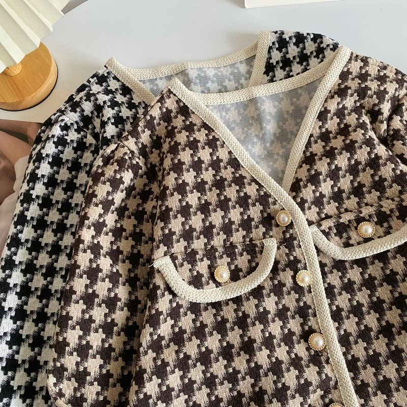 V-Neck Patterned Tweed Faux Pearl Buttoned Crop Jacket