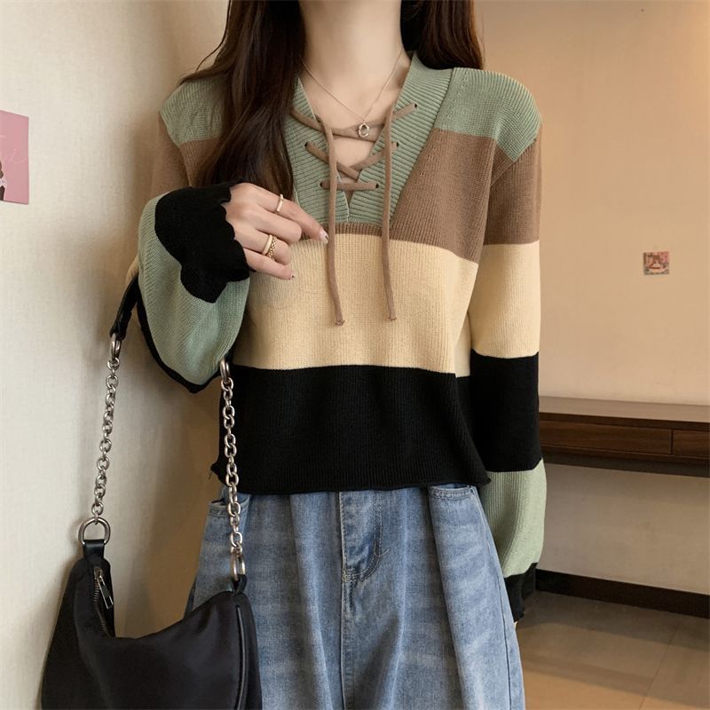Sweater V-Neck Color Lace-Up Block