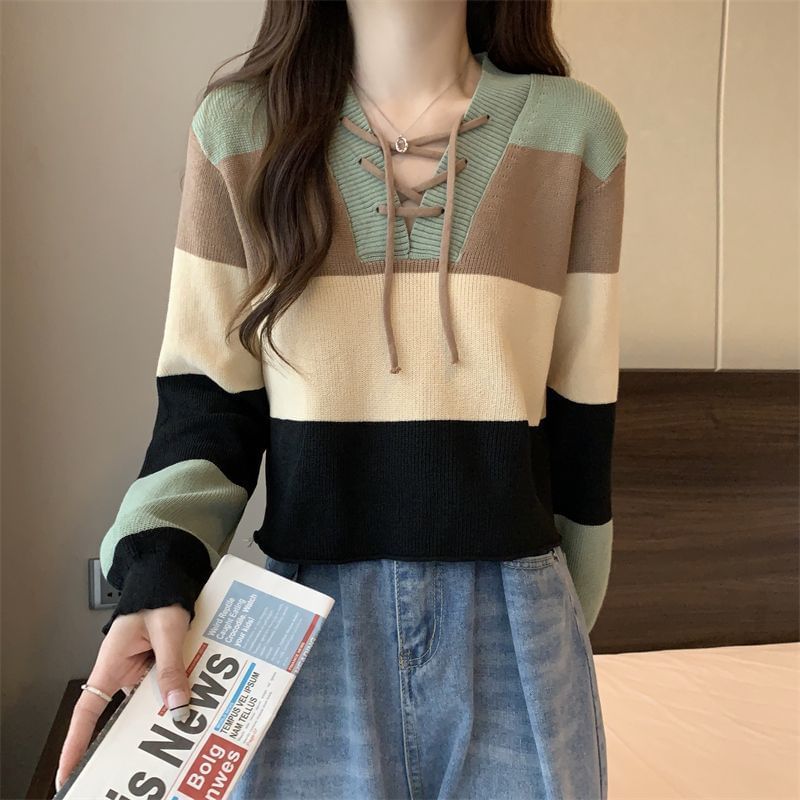 Sweater V-Neck Color Lace-Up Block