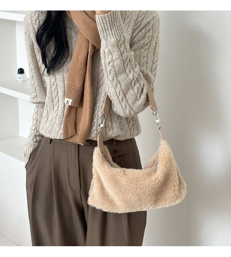 Plain Fleece Shoulder Bag