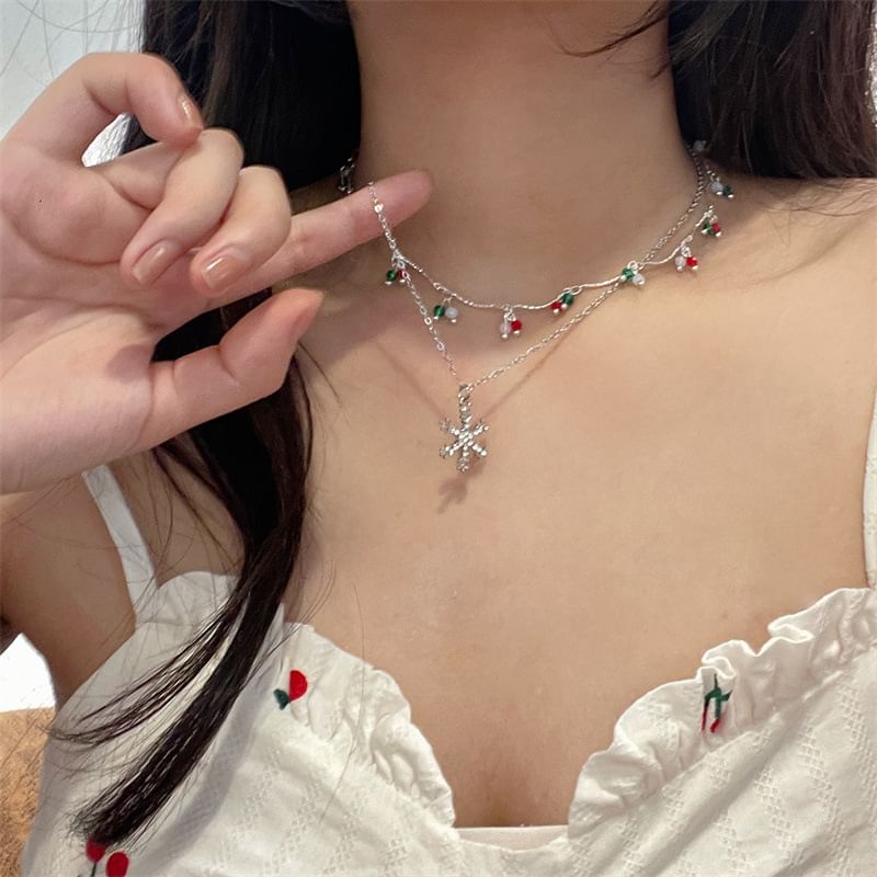 Layered Snowflake Necklace