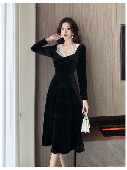 Long-Sleeve Crew Neck Plain Faux Pearl Accent Velvet Midi A-Line Dress