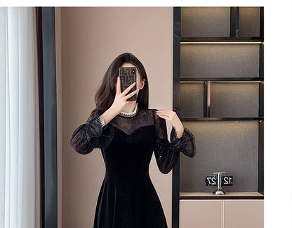 Long-Sleeve Crew Neck Lace Trim Velvet Midi A-Line Dress