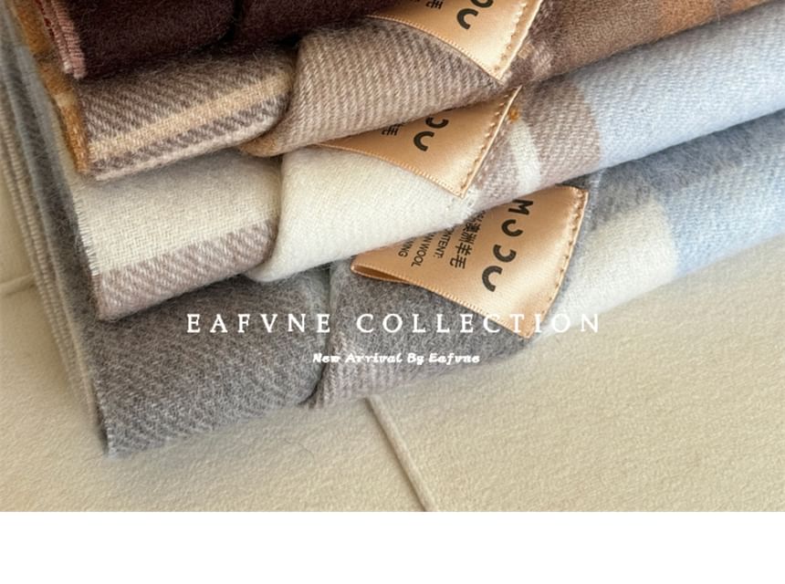 Wool Lettering Plaid Applique Fringed Scarf