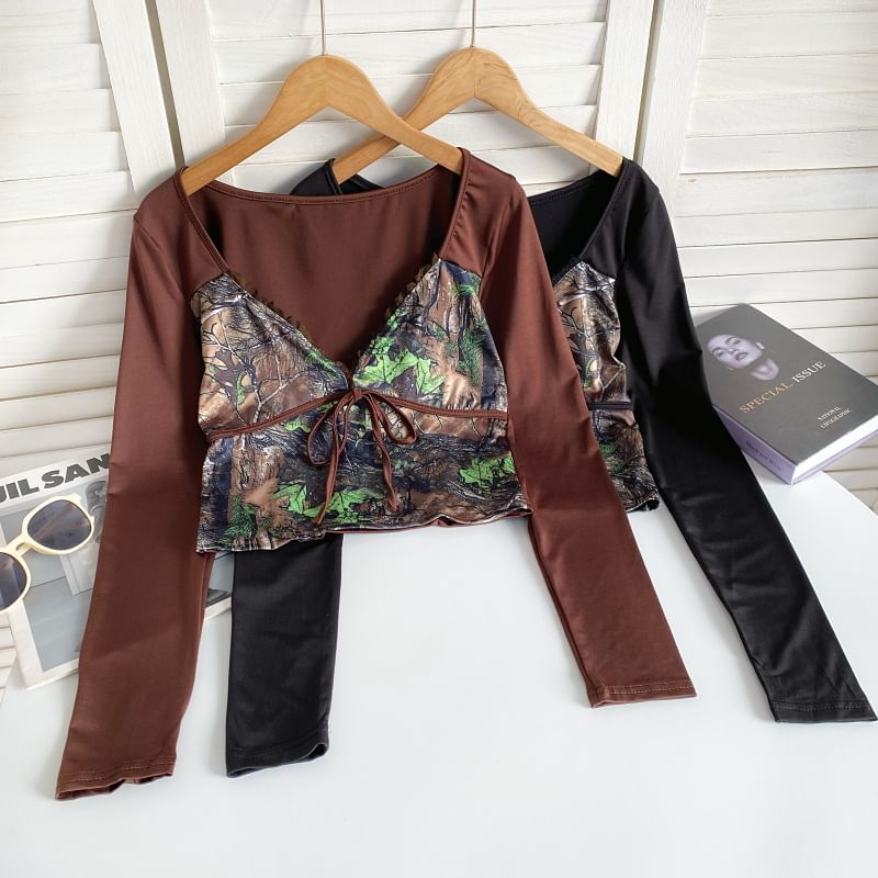 Long-Sleeve V-Neck Patterned Print Tie Front Panel Top