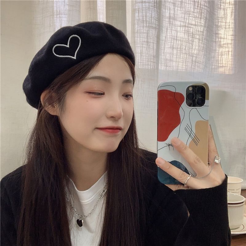 Embroidery Heart Beret