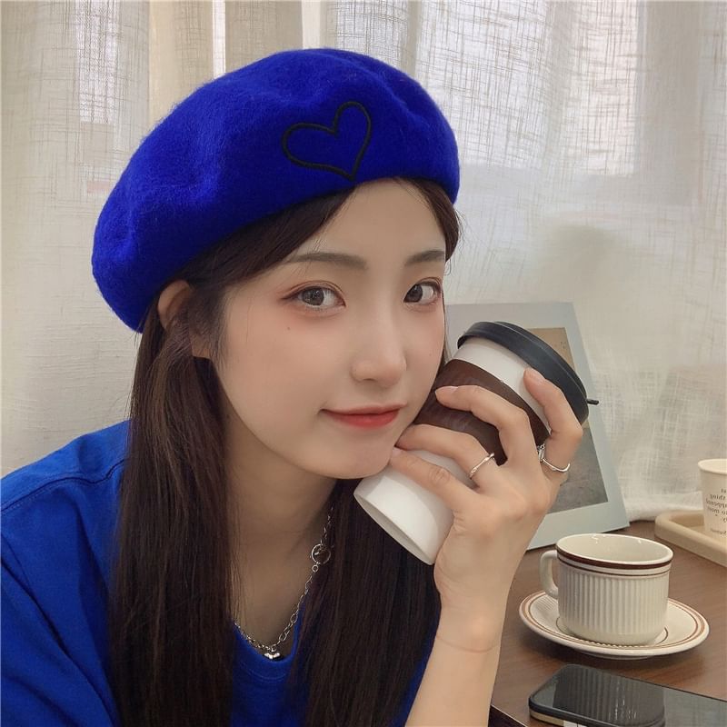 Embroidery Heart Beret
