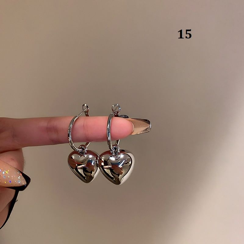 Silver Designs) Tone Earring (Various