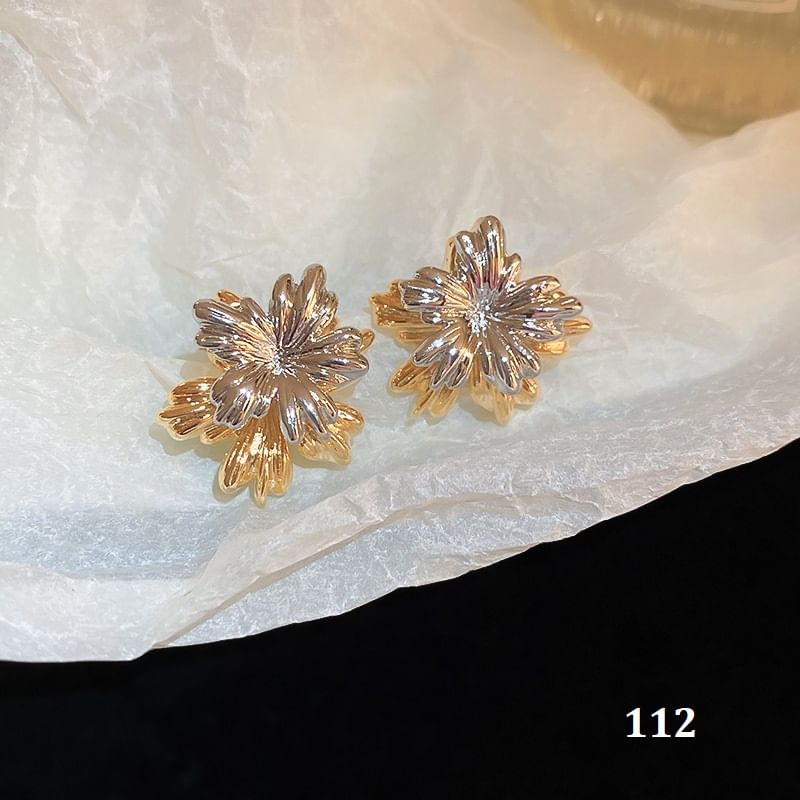 Earring Designs) Silver (Various Tone